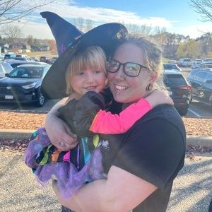 Meet your Posher, Allex